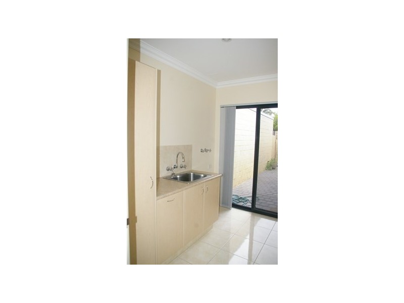 32B Woodchester Road, Nollamara WA 6061