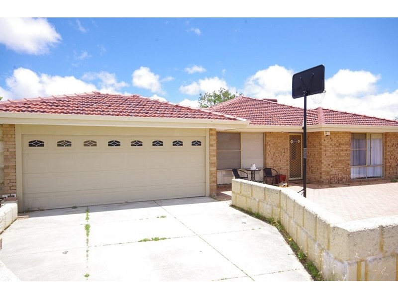 10 Josephine Way, Alexander Heights WA 6064