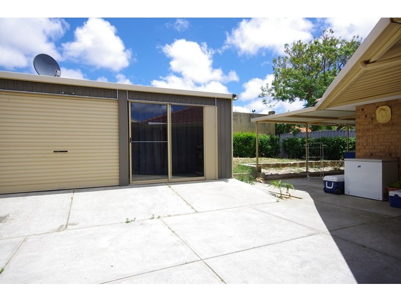 10 Josephine Way, Alexander Heights WA 6064