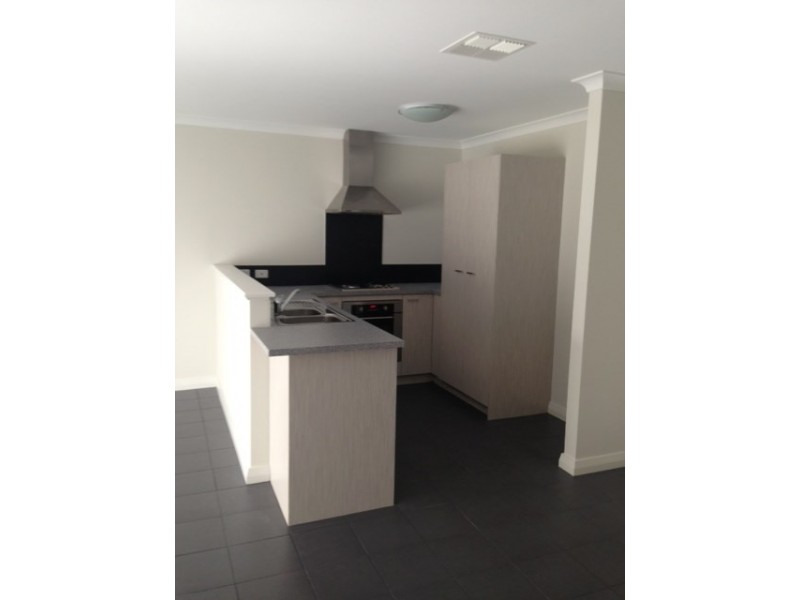 6A Hepburn Way, Balga WA 6061