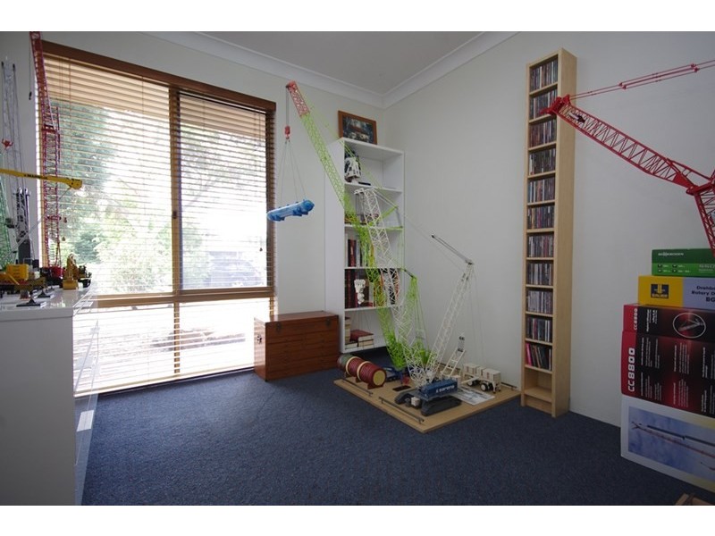 30 Pursuit Close, Middle Swan WA 6056