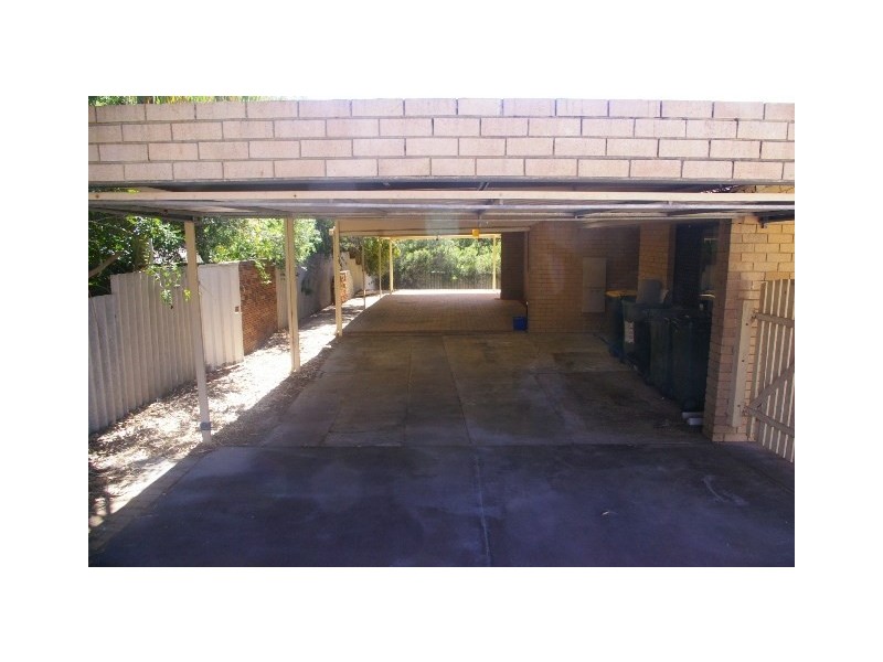 12 Roxwell Way, Girrawheen WA 6064