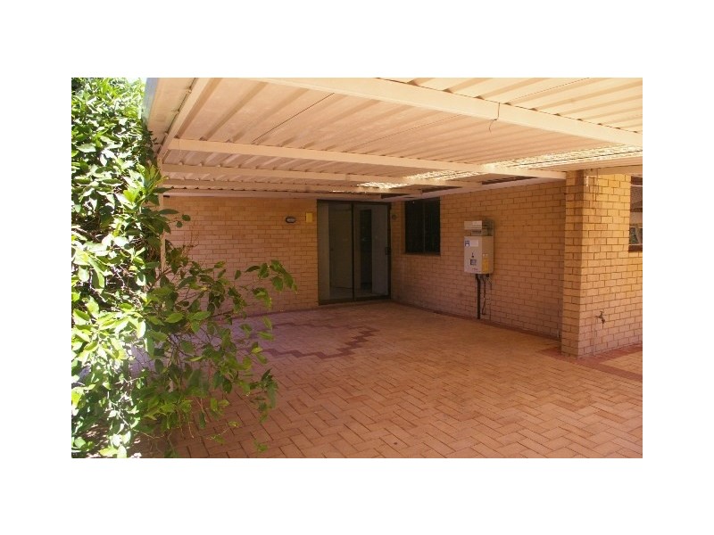 12 Roxwell Way, Girrawheen WA 6064