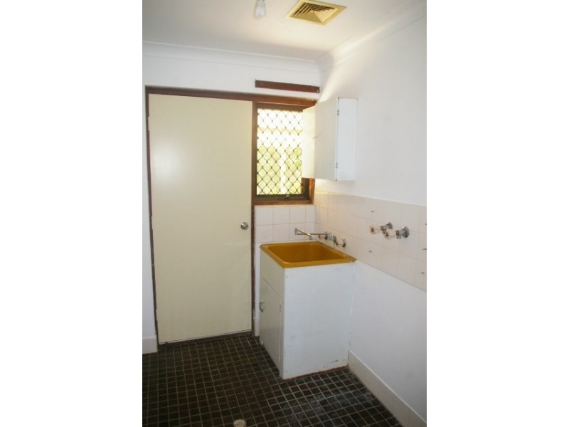12 Roxwell Way, Girrawheen WA 6064