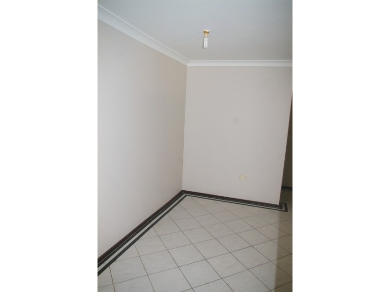 12 Roxwell Way, Girrawheen WA 6064