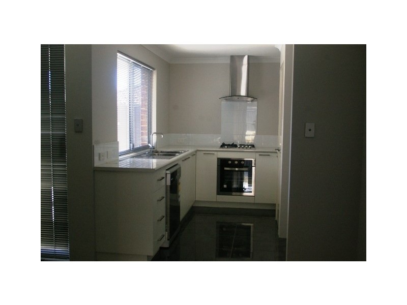 4B Newick Street, Balga WA 6061