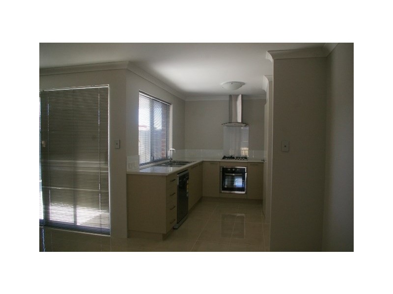 4B Newick Street, Balga WA 6061