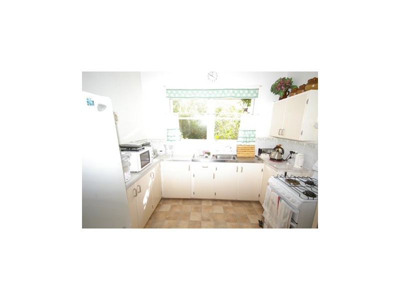 8 Rotherfield Road, Westminster WA 6061