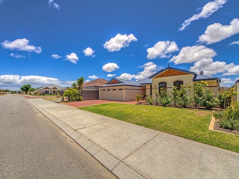 31 Zeus Avenue, Madeley WA 6065