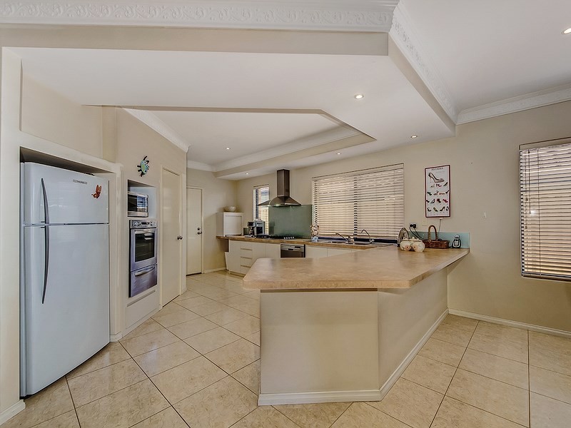 31 Zeus Avenue, Madeley WA 6065