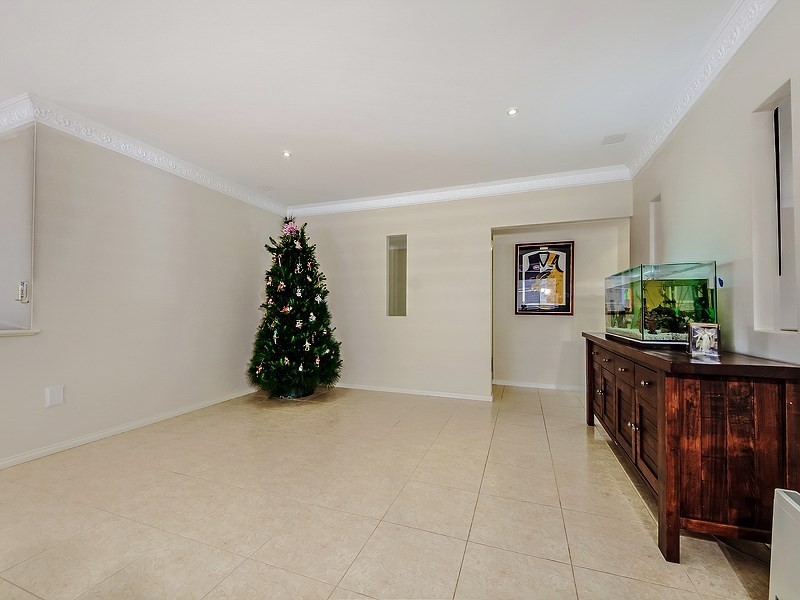 31 Zeus Avenue, Madeley WA 6065