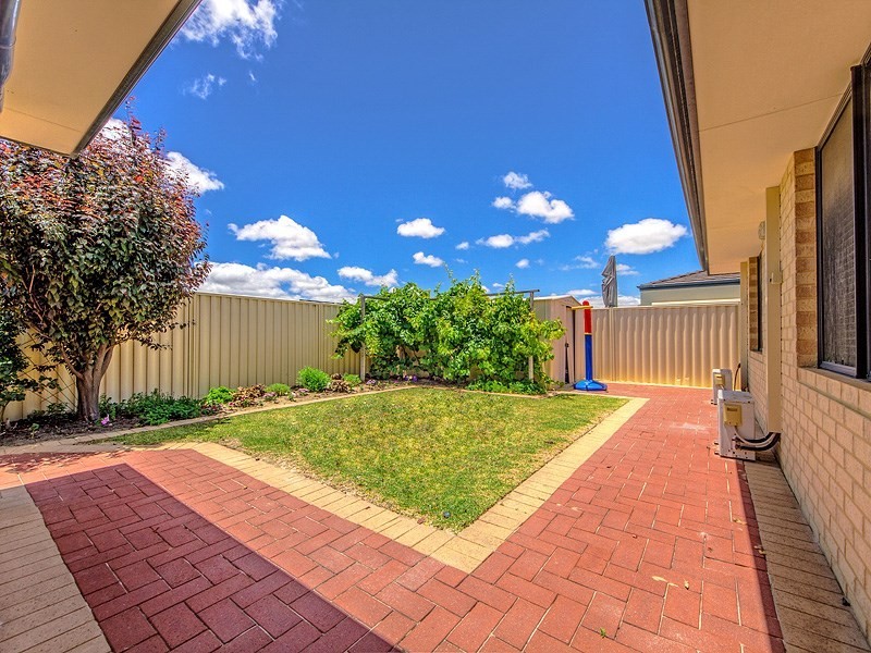 31 Zeus Avenue, Madeley WA 6065
