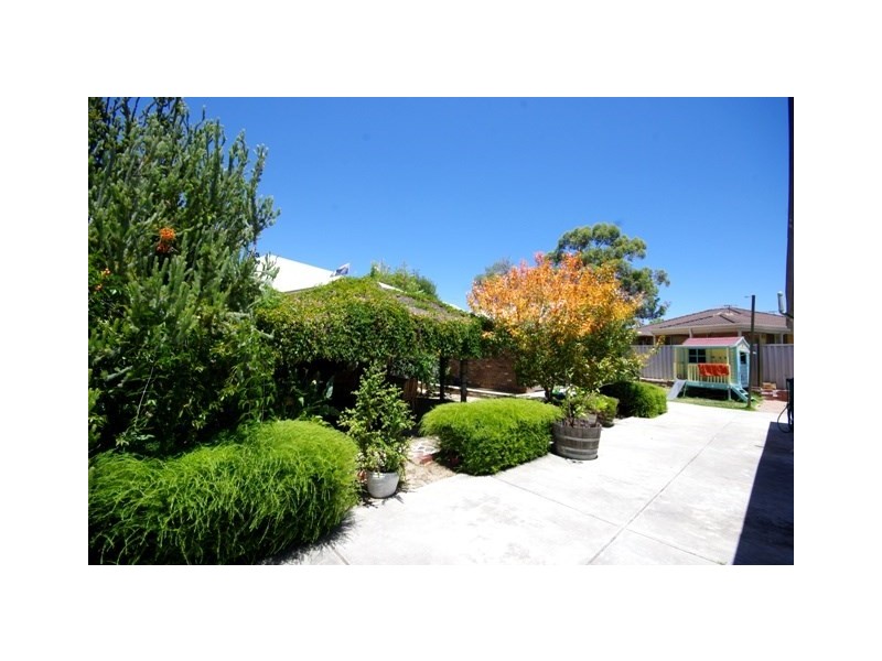 28 Nettle Terrace, Mirrabooka WA 6061