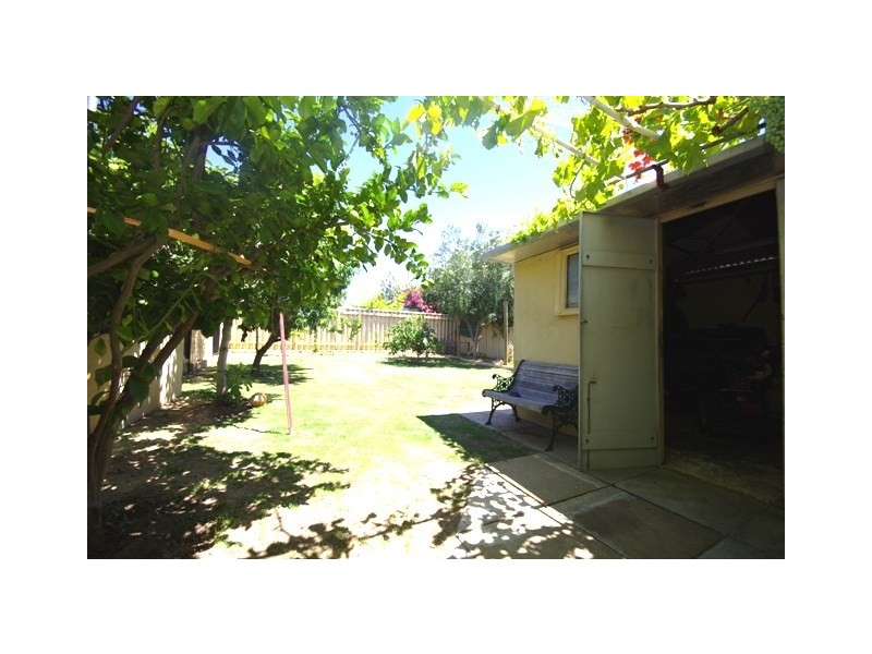 130 Culloton Crescent, Balga WA 6061