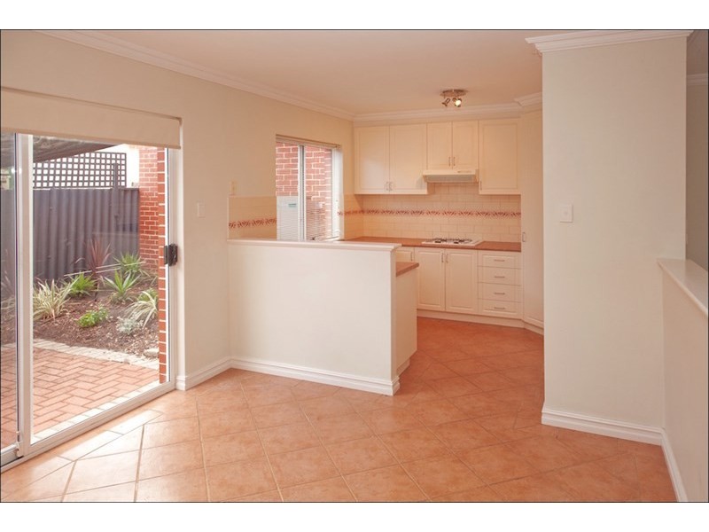 2/92 Tenth Avenue, Inglewood WA 6052