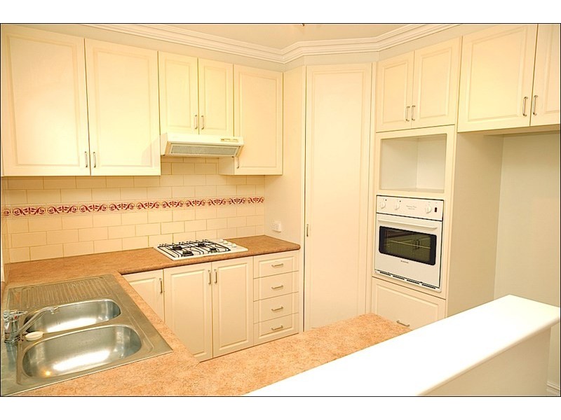 2/92 Tenth Avenue, Inglewood WA 6052