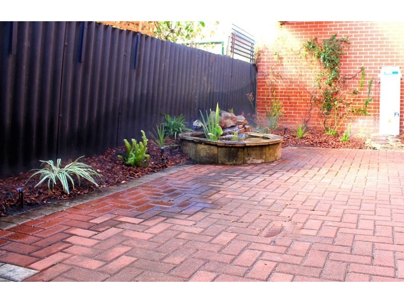 2/92 Tenth Avenue, Inglewood WA 6052