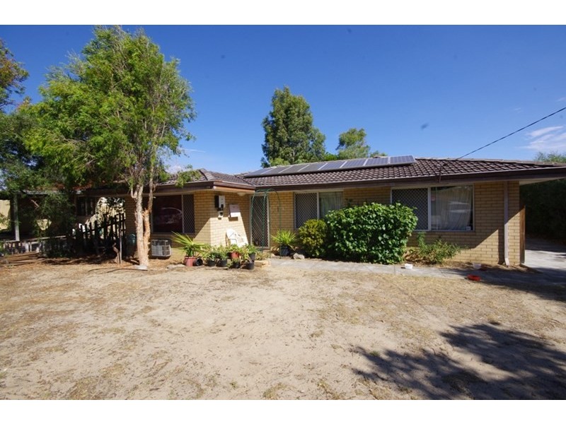 24 Montrose Avenue, Girrawheen WA 6064