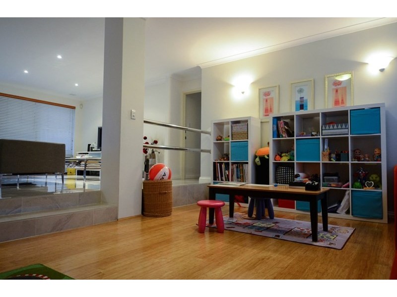 15 Lively Circle, Mirrabooka WA 6061