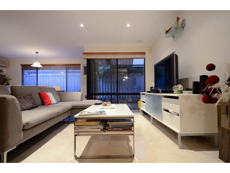 15 Lively Circle, Mirrabooka WA 6061