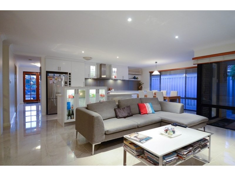 15 Lively Circle, Mirrabooka WA 6061