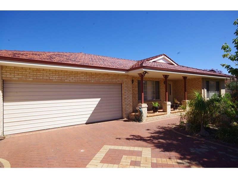 12 Woodmar Mews, Dianella WA 6059