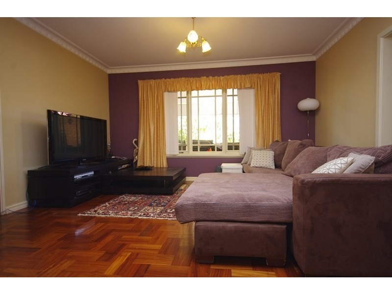 12 Woodmar Mews, Dianella WA 6059