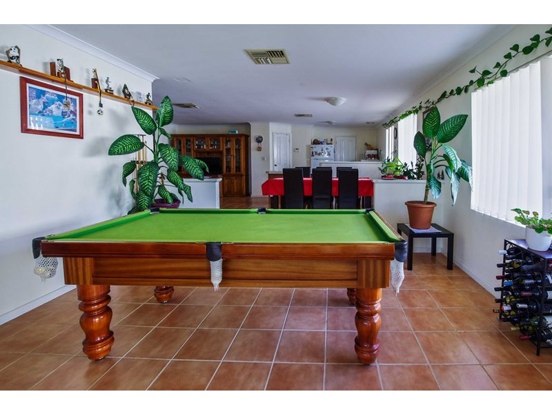 24 Tenement Loop, Hocking WA 6065