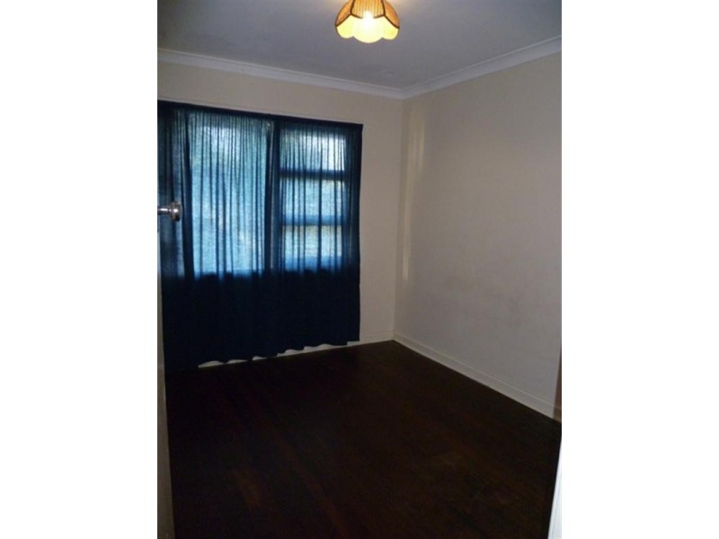 27 Loughton Way, Balga WA 6061