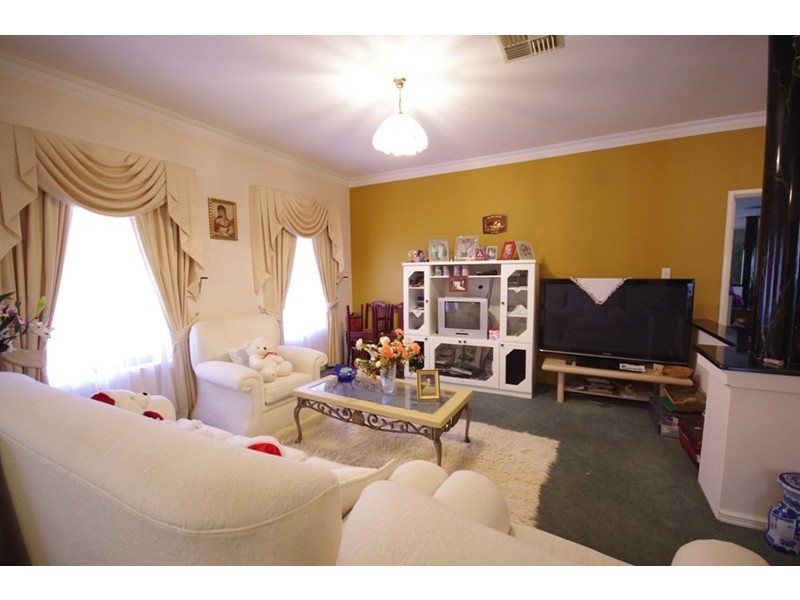 2 Malacari Road, Mirrabooka WA 6061