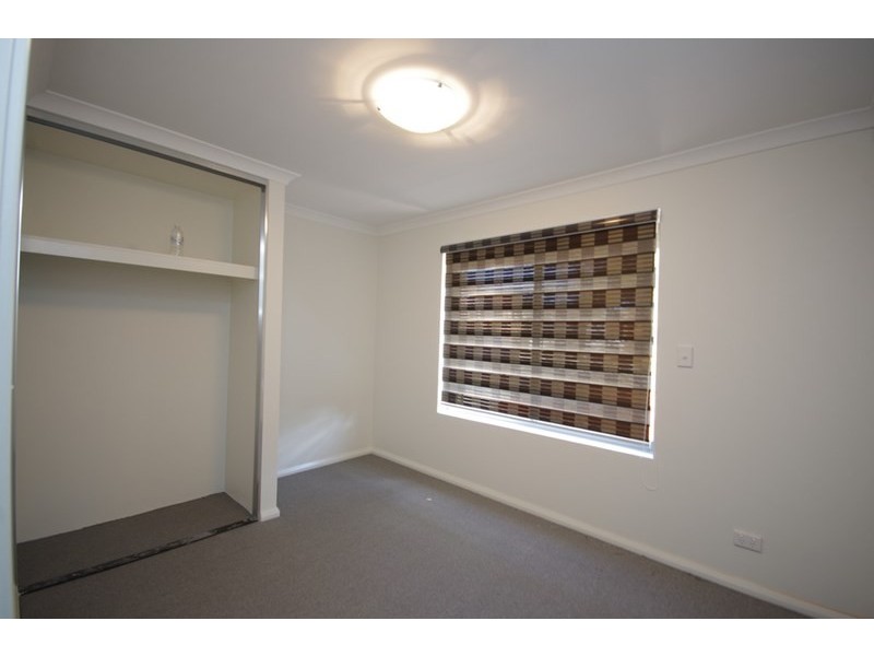 15a, b and c Tangmere Way, Balga WA 6061