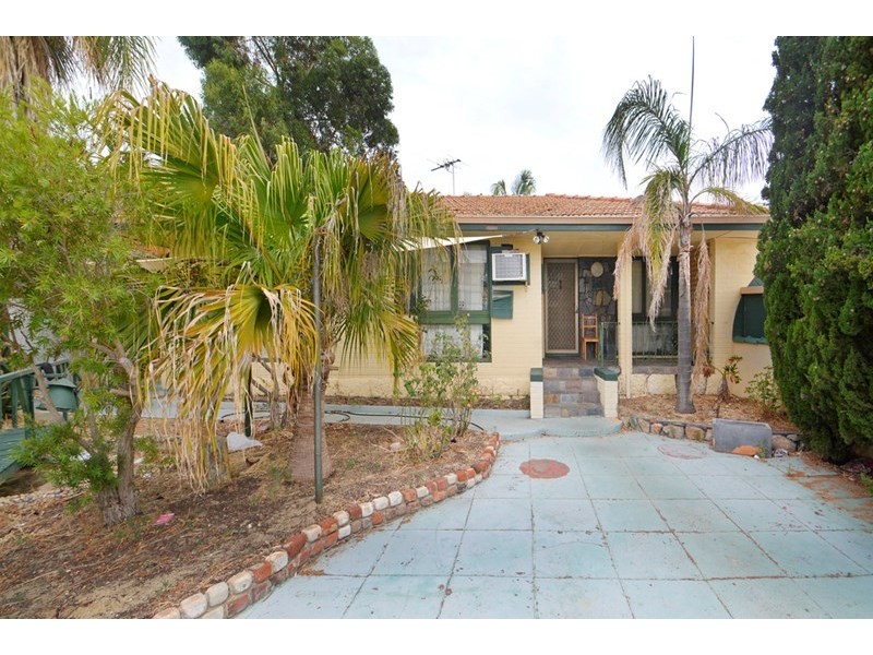 22 Harford Way, Girrawheen WA 6064