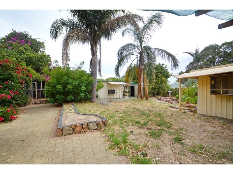 22 Harford Way, Girrawheen WA 6064