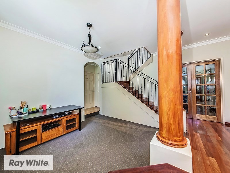 15 Marginson Drive, Landsdale WA 6065