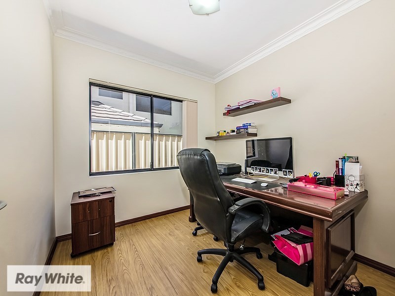 15 Marginson Drive, Landsdale WA 6065