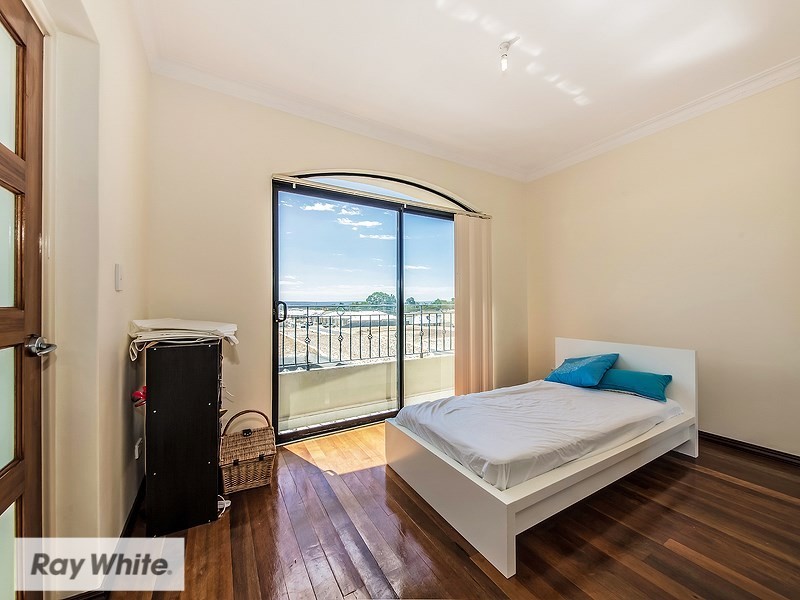 15 Marginson Drive, Landsdale WA 6065