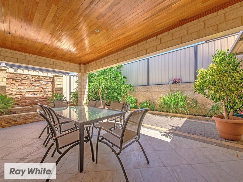 15 Marginson Drive, Landsdale WA 6065