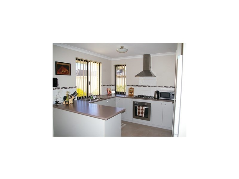 21C Montrose Way, Nollamara WA 6061