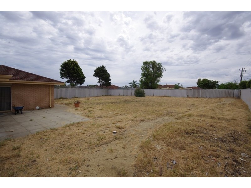 33 Snowberry Retreat, Mirrabooka WA 6061