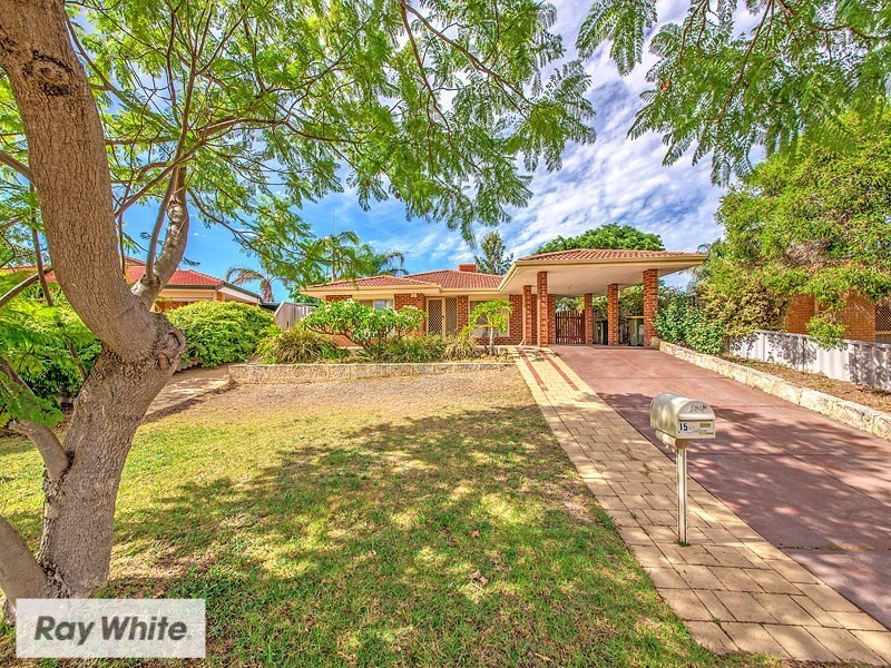 15 Arrowsmith Rise, Marangaroo WA 6064