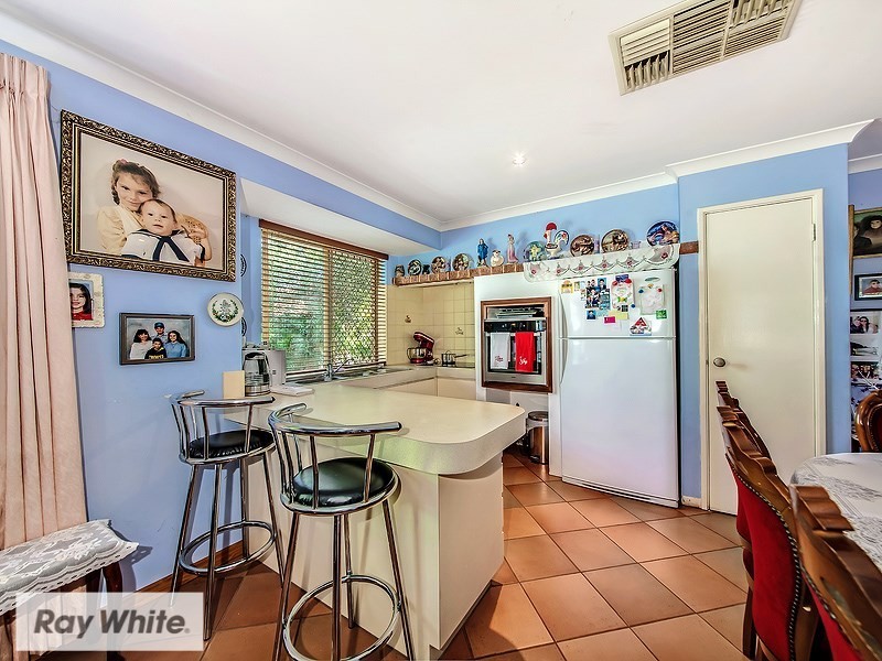 15 Arrowsmith Rise, Marangaroo WA 6064