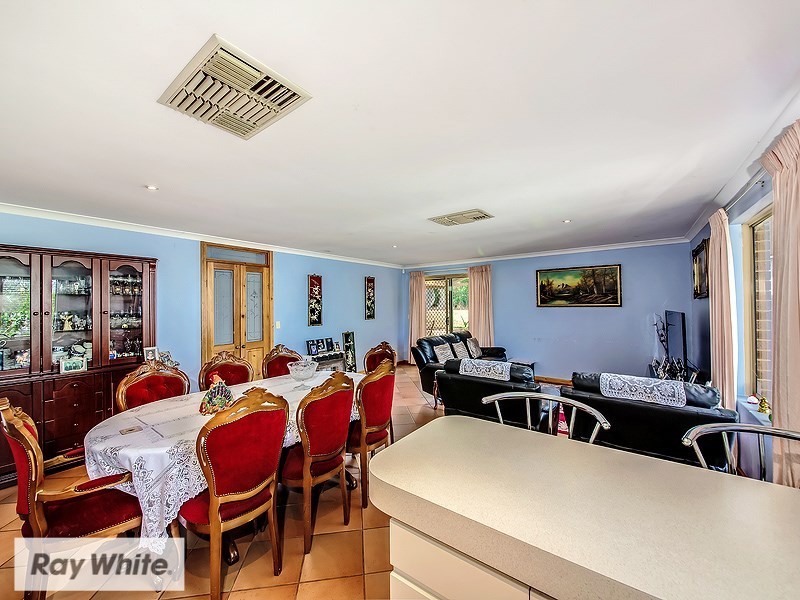 15 Arrowsmith Rise, Marangaroo WA 6064