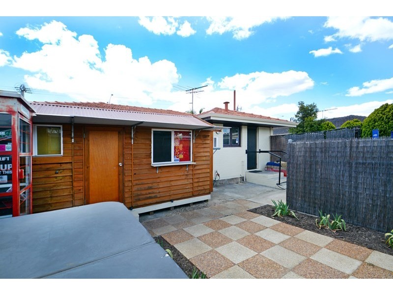 332 Marangaroo Drive, Koondoola WA 6064