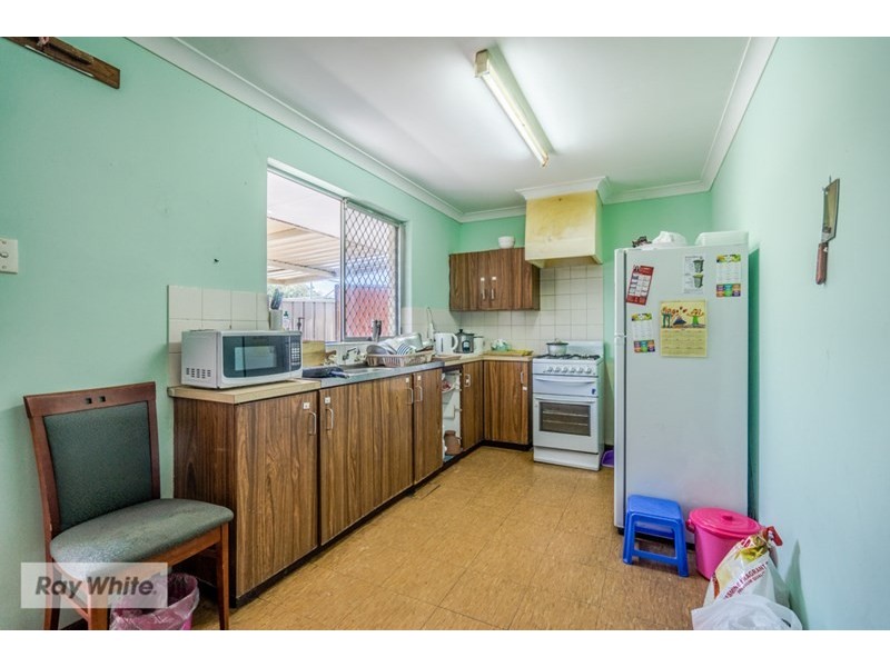 31 Coniston Way, Balga WA 6061