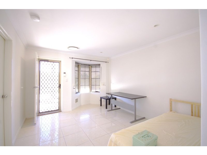 18 Woodbine Terrace, Mirrabooka WA 6061