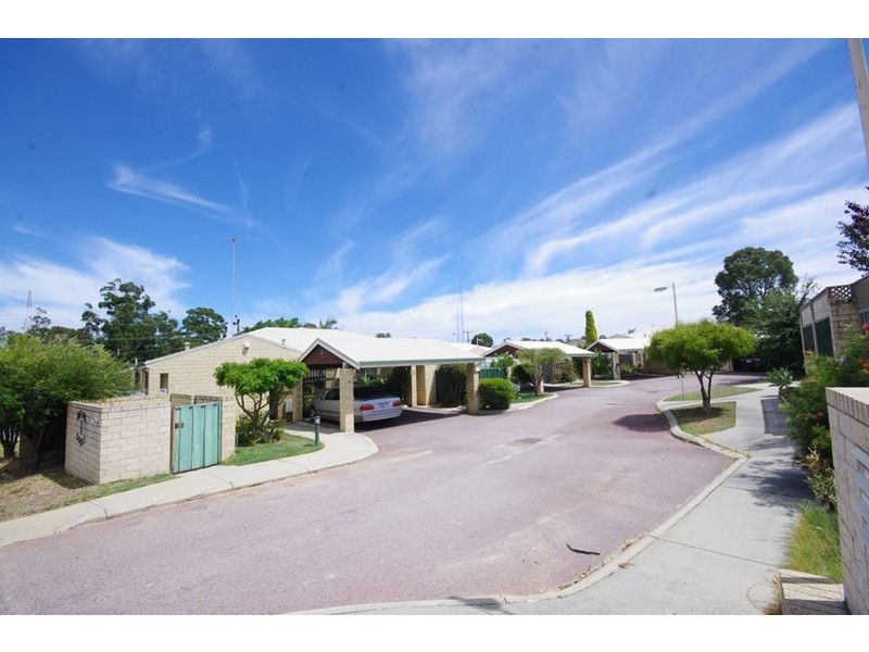 14/1 Camberwell Road, Balga WA 6061