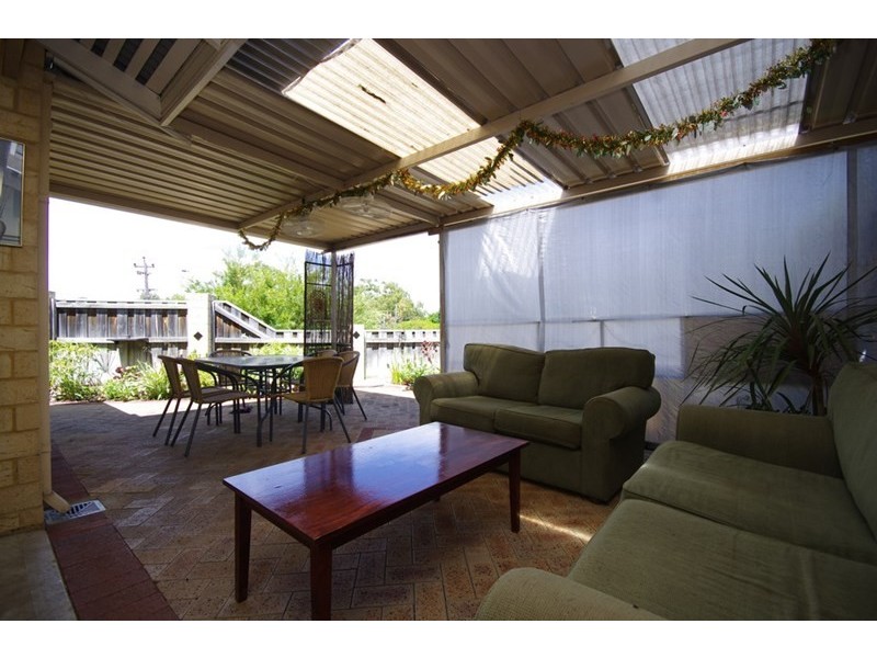 14/1 Camberwell Road, Balga WA 6061