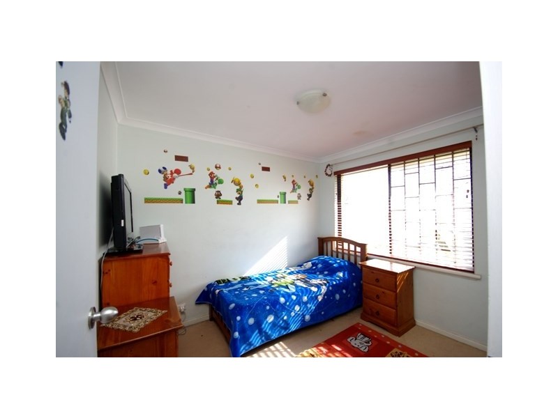 15 Pelham Way, Girrawheen WA 6064