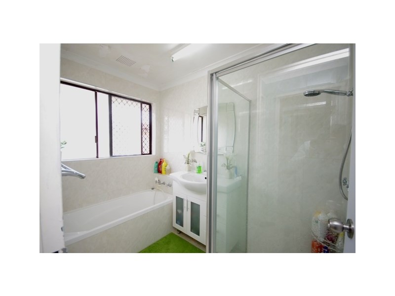 15 Pelham Way, Girrawheen WA 6064