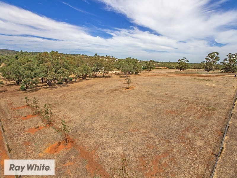 16 Litchfield Promenade, Jane Brook WA 6056